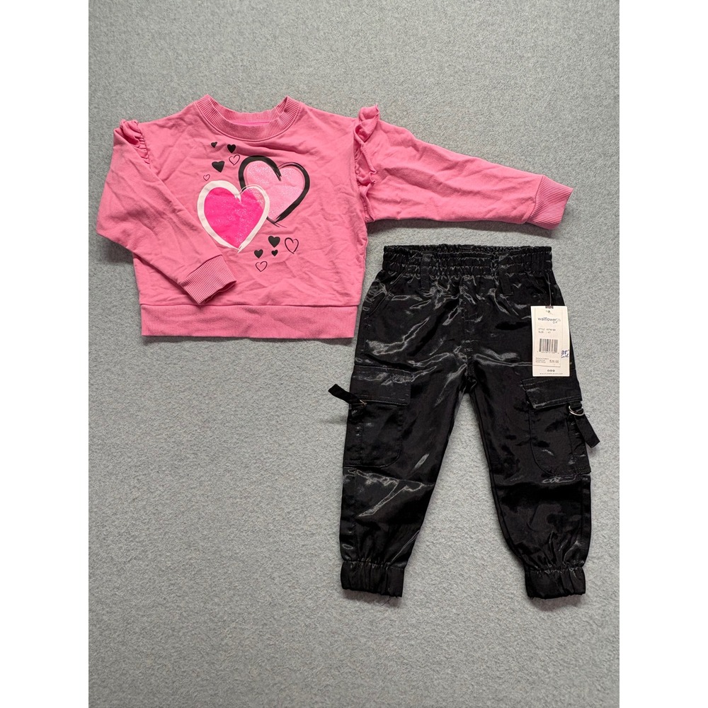 Extremely Me‎ Pink Heart Sweatshirt & Wallflower Black Satin Cargo Pants Set 4T
